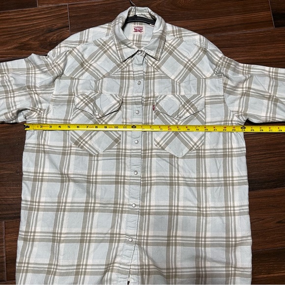 Levi’s Women’s Dylan Relaxed Western Shirt Kelsey Plaid Starlight Blue Medium‎ - Picture 4 of 10